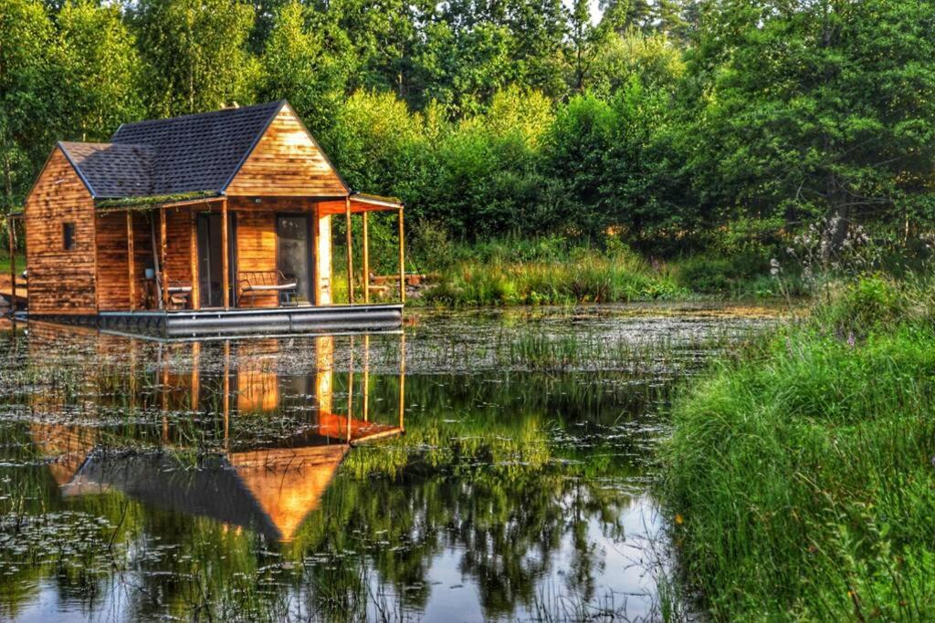 Heather Hut, Off-Grid Cottage On A Pond+2 Ha Darzkowo Экстерьер фото